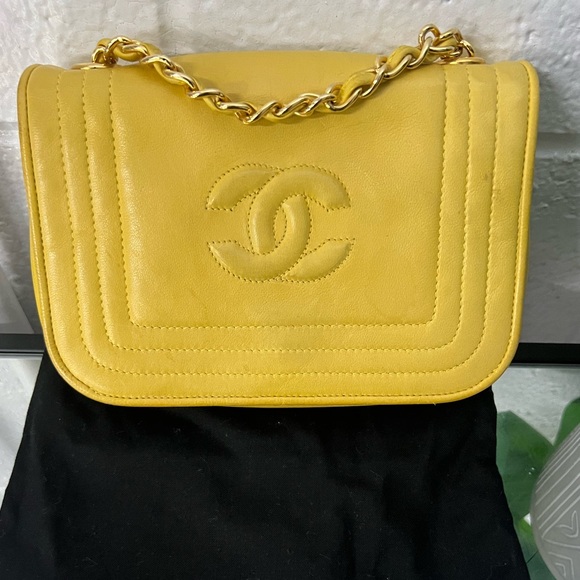 CHANEL Handbags - Yellow cute GUARANTEED AUTH CHANEL LAMBSKIN VINTAGE SHOULDER BAG